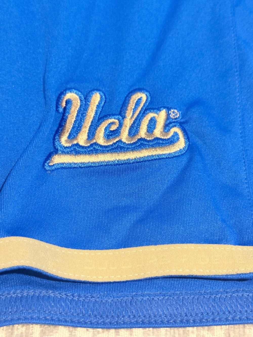 Adidas UCLA Bruins NCAA Basketball Practice Shorts - Men's Large Blue/Gold